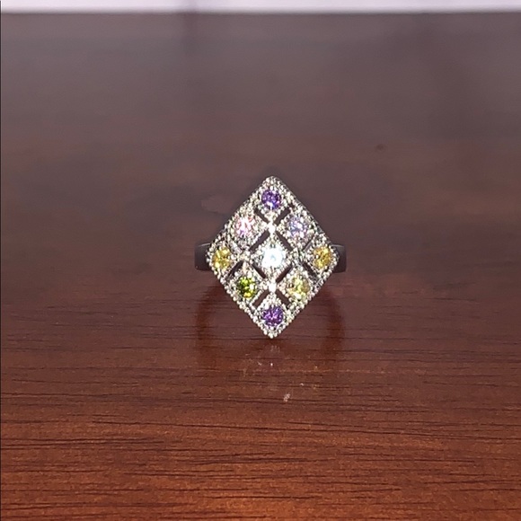 💍 SOLD NWOT gemstone crystal ring size 8 - Picture 2 of 6